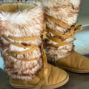 Used snow boots, great condition